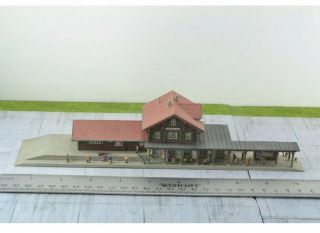 Kibri 36703 Alpine Train Station Built Up Kit W/ Preiser Figures Z Scale (z1089)