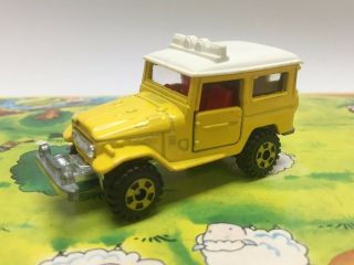 Tomica 2 - 2 - 15 Toyota Land Cruiser,  Yellow (from G124 Vacation Set)