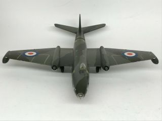 English Electric Canberra B (I) 8,  1/72,  built & finished for display,  fine.  XM277 5