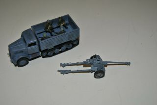 Wwii German Opel Blitz Maultier Truck With Roders And Anti Ta 1/72 Scale Built