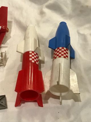 Vintage MONOGRAM US Space Missiles ROCKETS Model Kit Launcher Parts 4