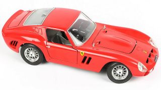 Vintage 62 Bburago Ferrari 250 GT Coupe (Red) 1:18 Die Cast (Made in Italy) - Box 2