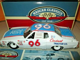 Action Lionel Dale Earnhardt 96 Cardinal Tractor 1978 Ford Torino 1:24 Diecast
