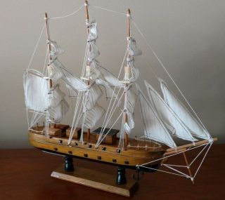Model Vintage Clipper Ship Wood Antique Wooden Kit Ships