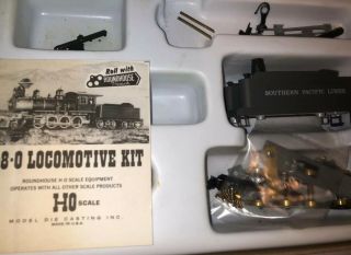 Roundhouse HO Old Timer Series 2 - 8 - 0 Locomotive Kit Vintage 4