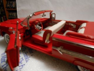 Franklin - 1960 Chevy Impala Convertible - 1/24 - B11WU 01 - & papers 3