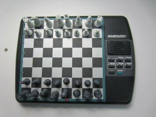 Saitek Kasparov Advanced Talking Computer Electronic Chess Set
