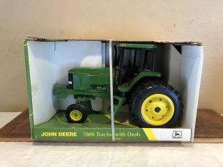 Ertl Diecast 1/16 John Deere 7800 Row Crop Tractor W/ Duals