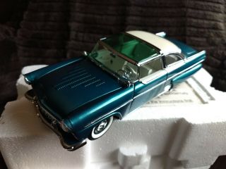1955 Ford Crown Victoria Custom,  Danbury,  Metallic Turqouise,  1:24 Scale