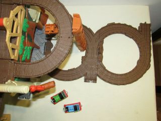 Thomas Take N Play RESCUE FROM MISTY MOUNTAIN Train & Track Set w/ Magnetic Logs 2
