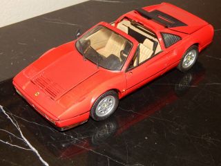 Ferrari Gts 328 1/18 Scale Model Car