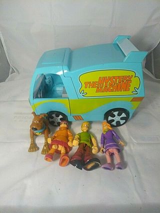 Hanna Barbera Scooby - Doo Mystery Machine Vehicle Van Playset With 4 Figures 2007