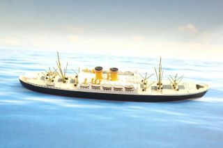 Mercator ? M533 Hamburg 6.  75 " Lead Ship Model 1:1200 - 1250 Miniature Detailed N27