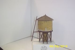 S scale water tank 3