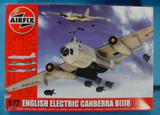 1/72 Scale Airfix 05038 English Electric Canberra B (i) 8 Model Airplane Kit Read
