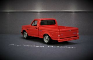 1993 - 1995 Ford F - 150 SVT Lightning Muscle V - 8 Pickup Truck 1/64 collectible 3