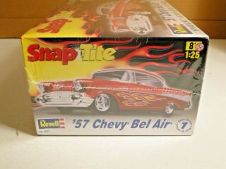 1957 ' 57 CHEVY BEL AIR Revell Snap Tite 1/25 Scale Model Kit 2