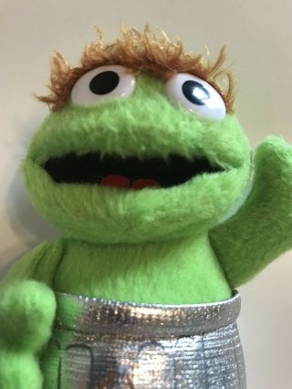 Sesame Street Oscar The Grouch In A Trash Can 6” Plush Stuffed Animal Place 2