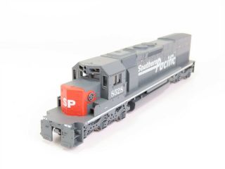 HO Scale Athearn 4505 SP Southern Pacific SD40T - 2 Diesel 8528 w/ Headlight 2