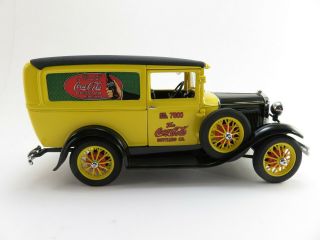 Danbury 1931 Coca - Cola Delivery Truck - Includes Flyer