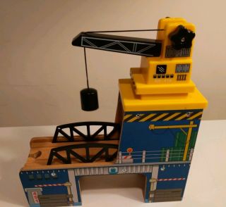 Imaginarium Magnetic Crane for wooden train set fits Thomas and Brio tracks 2