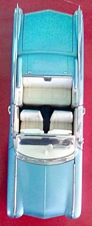 Franklin 1959 Cadillac Eldorado Biarritz Convertible 1:24 Scale Diecast Car 4