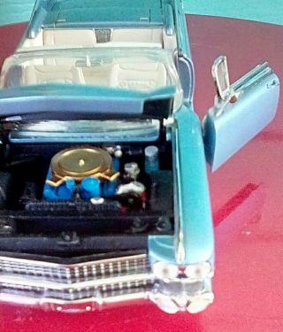 Franklin 1959 Cadillac Eldorado Biarritz Convertible 1:24 Scale Diecast Car 6