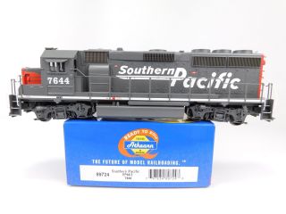Ho Scale Athearn 89724 Sp Southern Pacific Gp40 - 2 Diesel Locomotive 7644