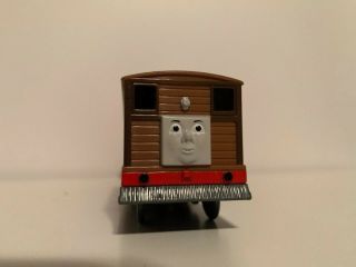 Thomas & Friends Trackmaster TALKING TOBY & TENDER Motorized Train Engine Car 4