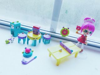 Shopkins Happy Places Welcome Pack Mousy Hangout Set Complete Queenie Hearts