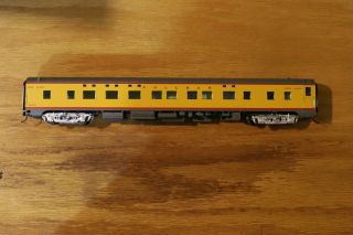 Walthers 932 - 9490 Union Pacific Cities Series PS 4 - 4 - 2 Sleeper w 3