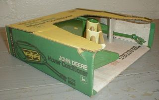 Ertl John Deere Mower Conditioner Vintage Implement MIB 596 5