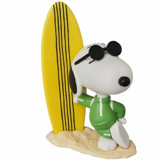 Medicom Toy Peanuts: Joe Cool Snoopy With Surfboard Ultra Detail Figure