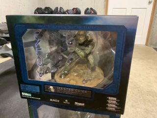 Halo 3 Steel Spartan Statue Figure By Kotobukiya :master Chief