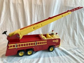 Vintage 1970 ' s Tonka Aerial Ladder 2960 toy metal fire rescue truck engine 3