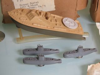 (2) 1960 ' s Kellogg ' s Cereal Premium Mail Away U.  S.  Navy PT Boat & Frogmen Toys 3
