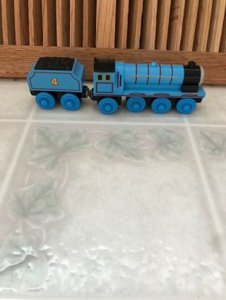 Thomas & Friends Wooden Train Talking Gordon & 4 Magnetic Tender