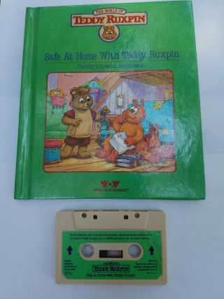 1988 Worlds Of Wonder Teddy Ruxpin Safe At Home With Teddy Ruxpin Book & Tape