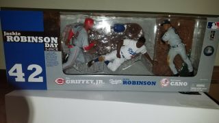 Jackie Robinson Day 3 Pack Figurine Griffey,  Jr & Cano