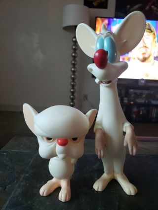 1996 Tm & W.  B.  Pinky And The Brain Toy Figure