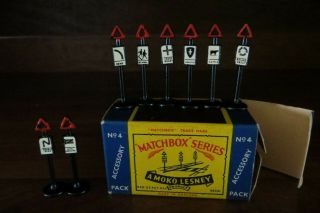 Vintage Moko Lesney Matchbox 4 Road Signs Accessory Pack