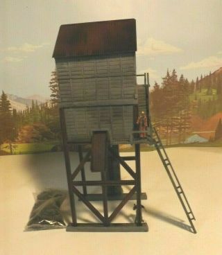 O Scale Built Painted Weathered Coal Tower Mine With Coal 3 Workers