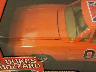 ERTL 1:25 The Dukes of Hazzard 1969 Charger General Lee 3