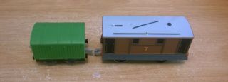 Thomas The Train Trackmaster Motorized Toby And Truck 2013