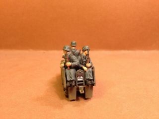 WWII Built 1/56 28mm model for Wargames German Kettenkrad with crew (Rubicon) 4