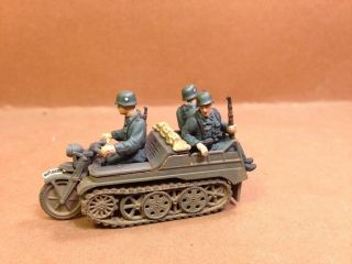 WWII Built 1/56 28mm model for Wargames German Kettenkrad with crew (Rubicon) 5
