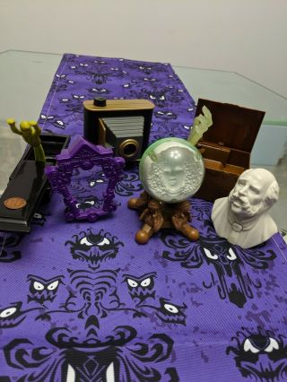 Haunted Mansion Set Of 6 Happy Meal Toys