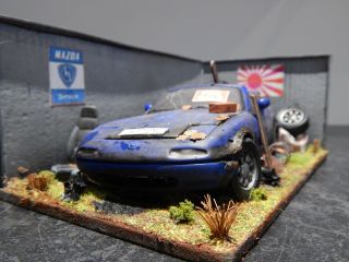 1:24 Mazda Mx5 Barn Find Diorama Code 3 " Andrew Green " Classic Car
