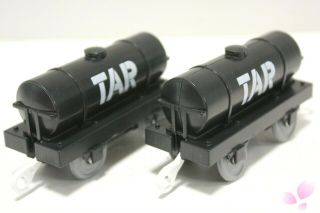 Set Of 2 Tar Tankers Tomy Trackmaster Thomas & Friends Train