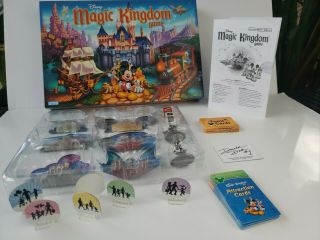 Disney Magic Kingdom Board Game Parker Brothers 2004 Complete Park Mickey Mouse